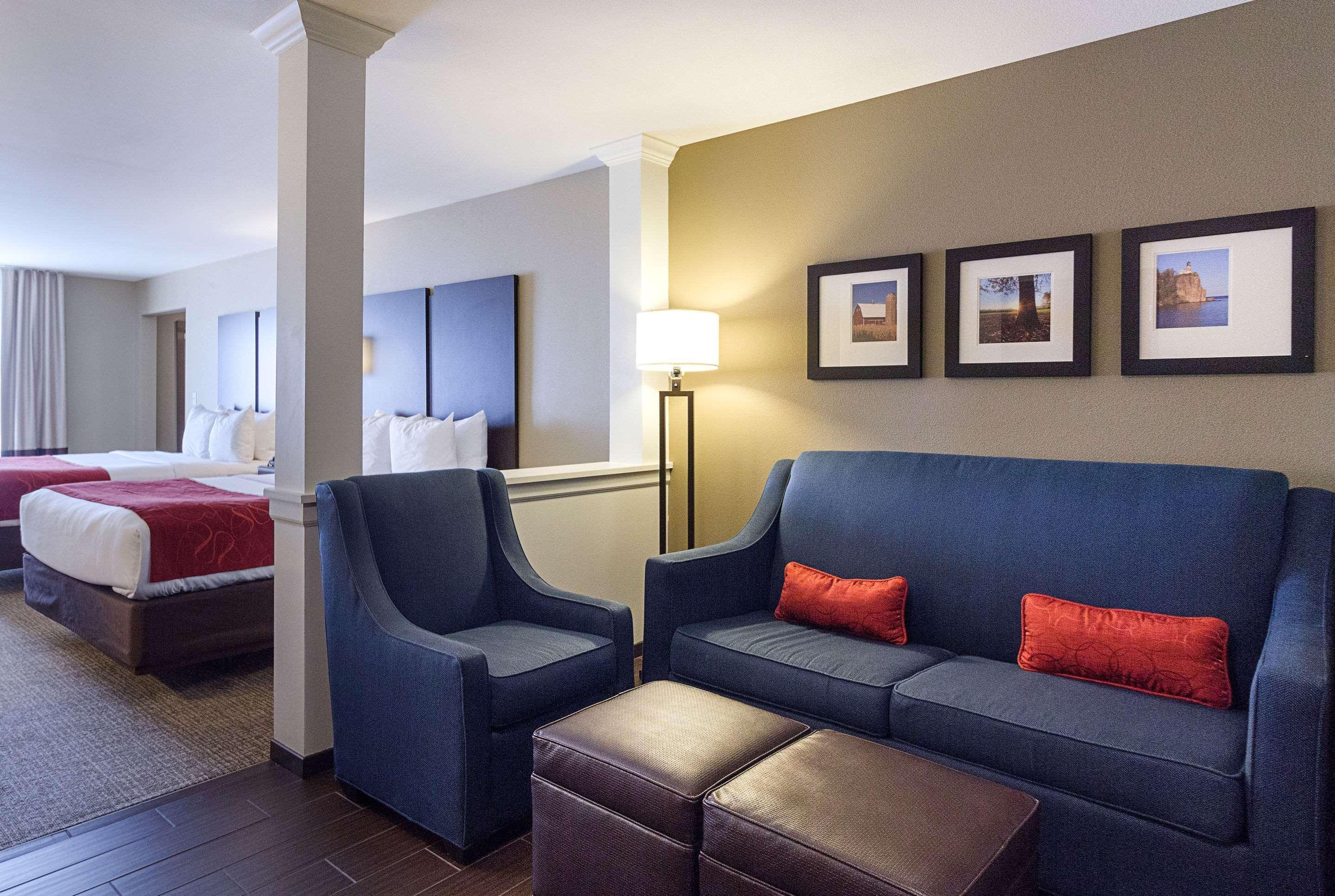 Comfort Suites & Conference Center Worthington Exterior foto